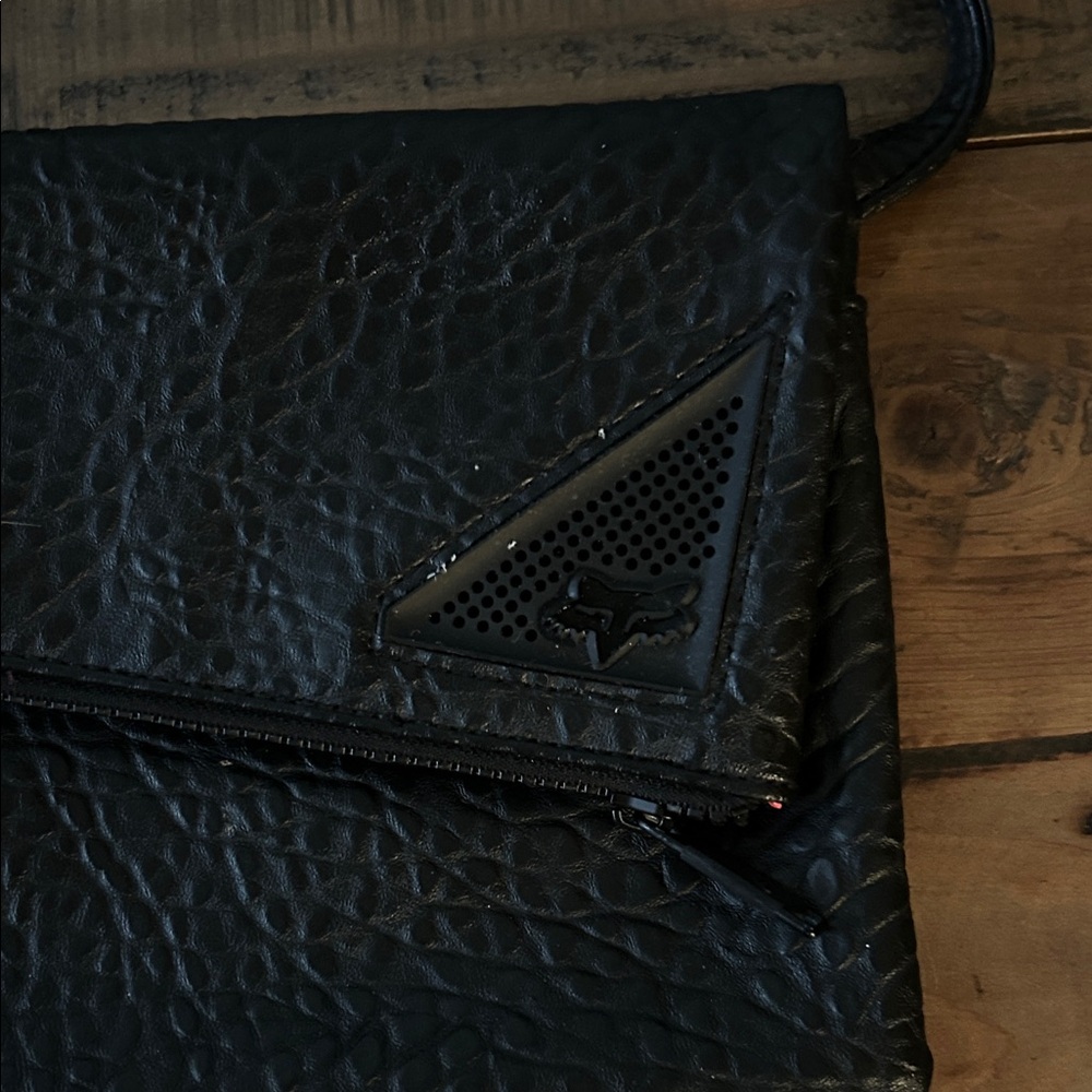 Fox Black Textured Crossbody Bag - Picture 2 of 5